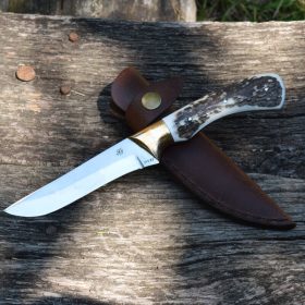   Vadászkés Farkas Bertalan modell 02 bőr tokkal agancs nyéllel