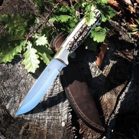   Vadászkés Farkas Bertalan modell 08 bőr tokkal agancs nyéllel